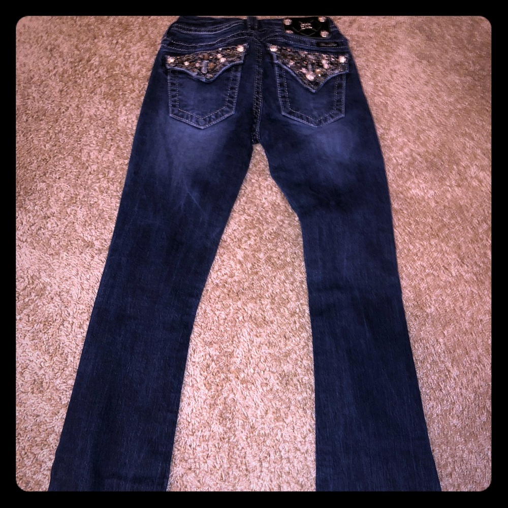 Size 24 MissMe boot cut jeans.